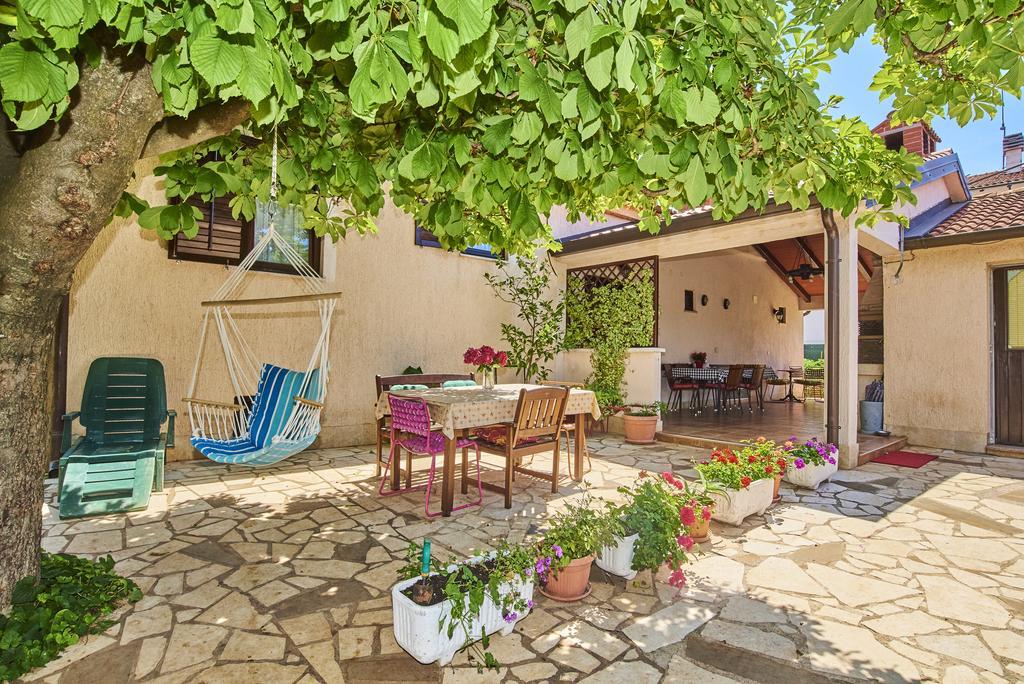 B&B Carmela Umag Exterior photo